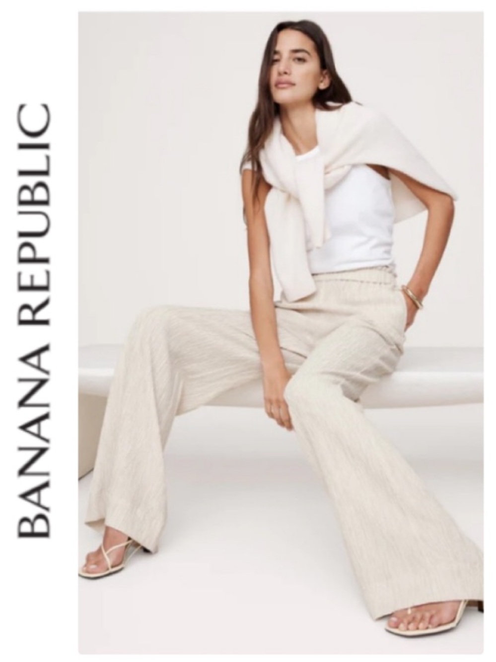 Banana Republic wide-leg high-rise pull-on sweater pants in ‘dove’ (S)
